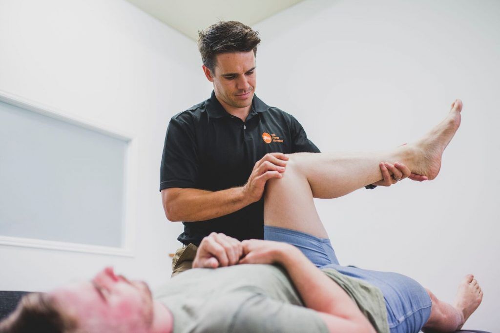 Knee Physiotherapist Townsville TPM Physiotherapy Townsville 1024x682 1